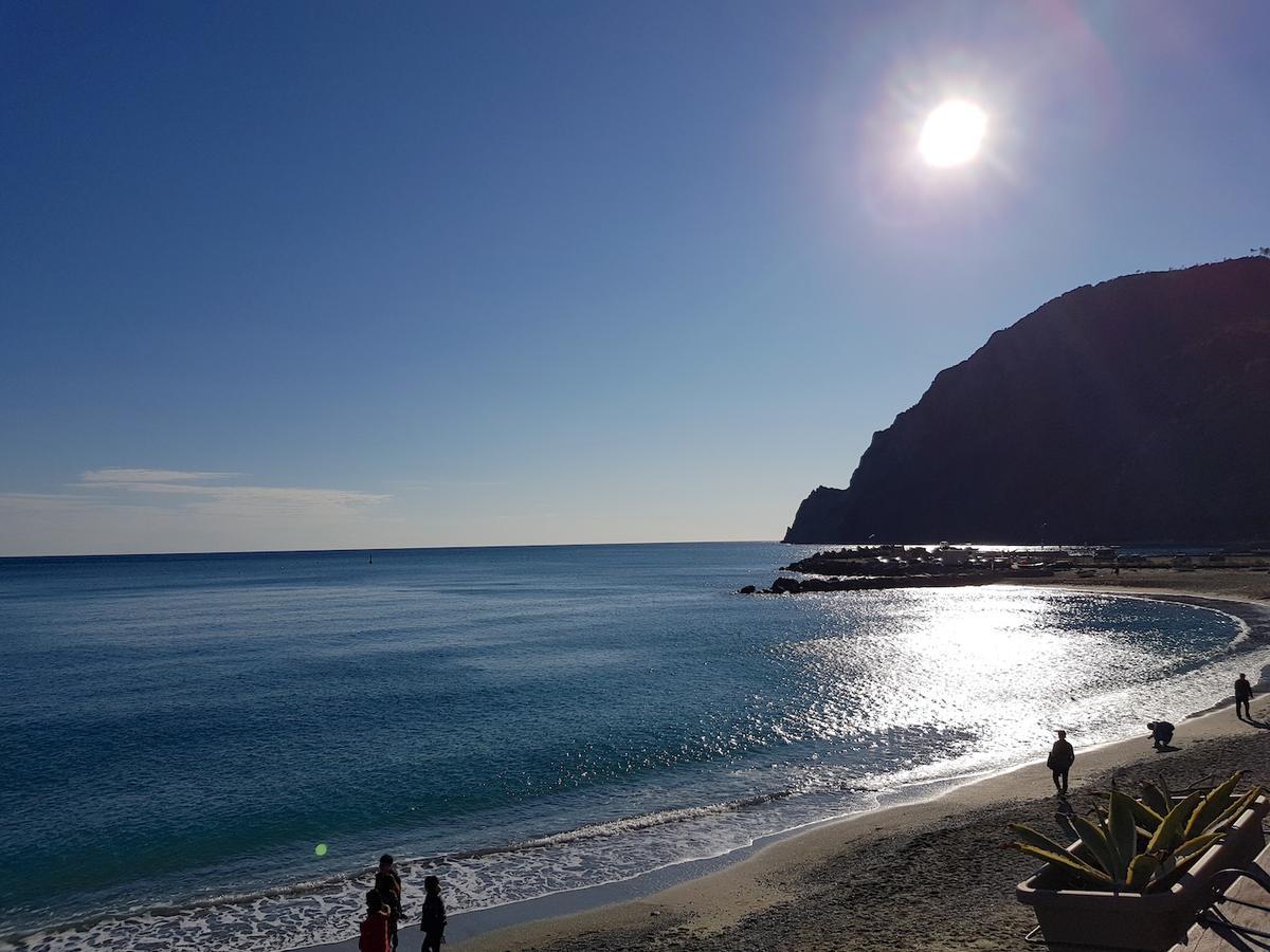 Lorenzo'S Charming Flat Monterosso al Mare Esterno foto